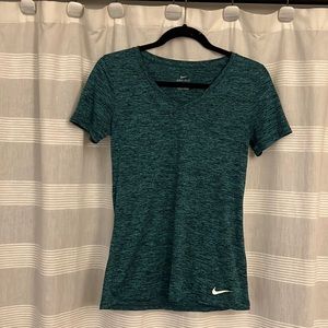 nike top